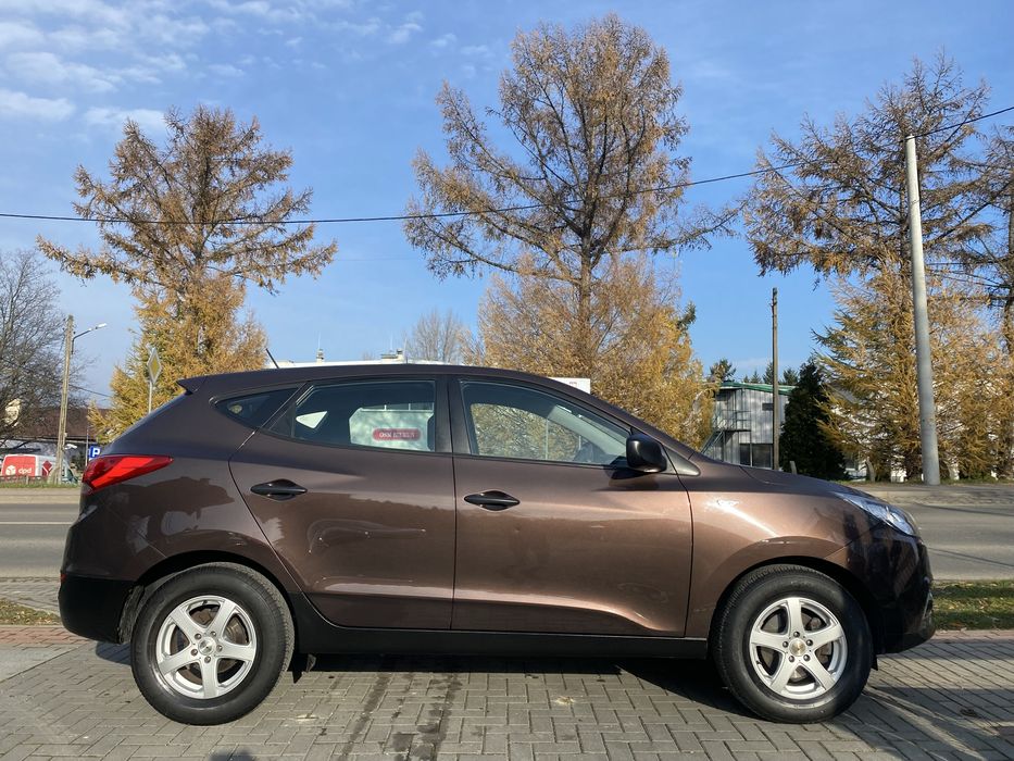 Hyundai ix35  Blue drive