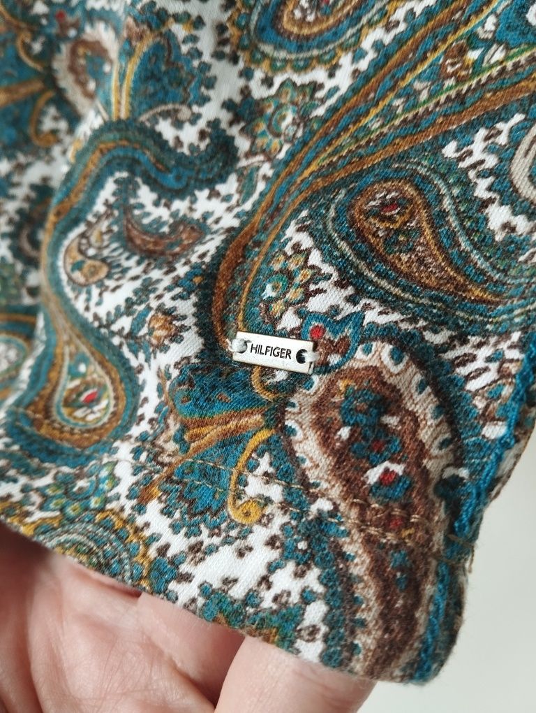 Bluzka z kołnierzykiem w orientalny print, listwa guzikowa r. 38 Tommy