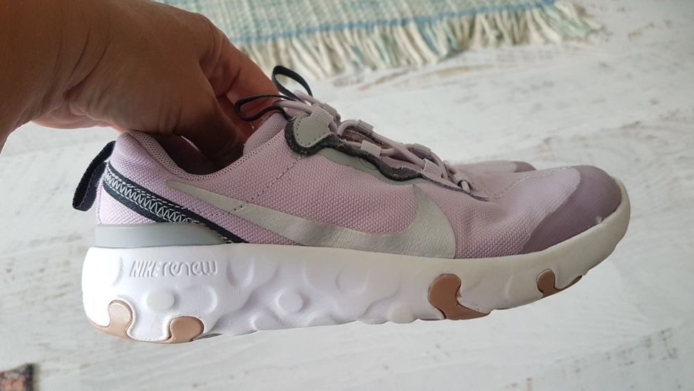 Na jesień na w-f sportowe buty Adidasy nike róż 36