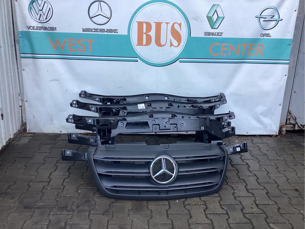 Mercedes Sprinter 907 Капот Фара Телевізор Решітка Крило