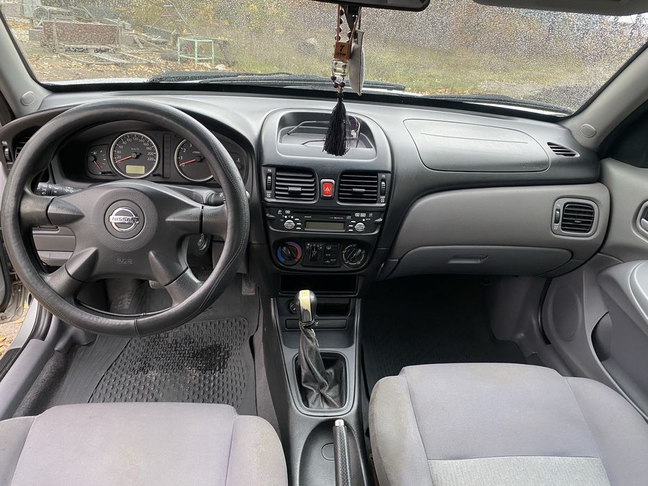 Нісан Альмера 2003