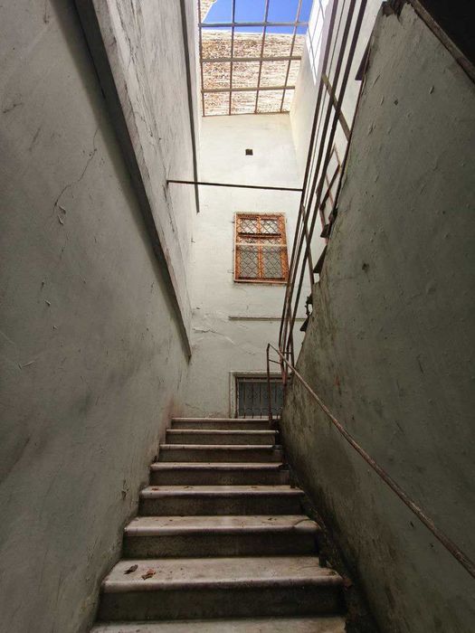 Продам 1000м2 в доме на Троицкая/ Екатерининская фасад, центр города.