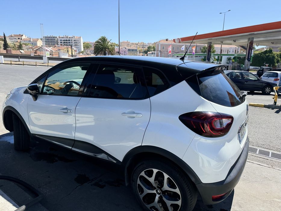 Renault Captur caixa automática