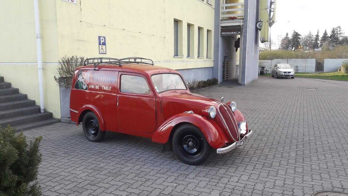 Simca 8 Comerciale , Fiat 1100 z 1946 r zarejestrowana , jeżdżąca