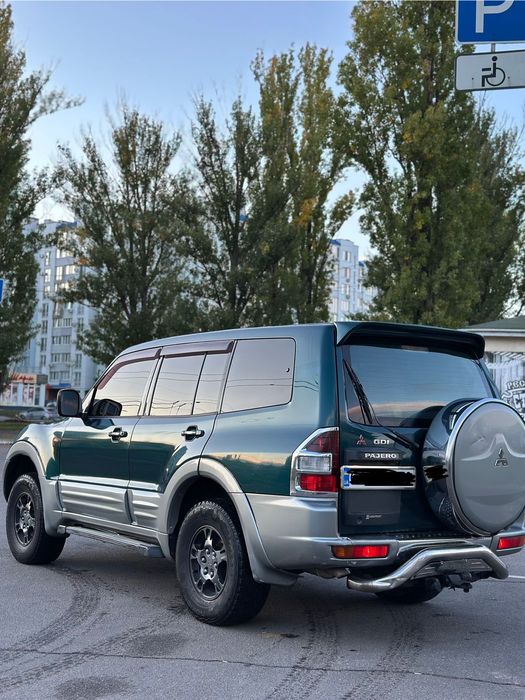 Mitsubishi pajero