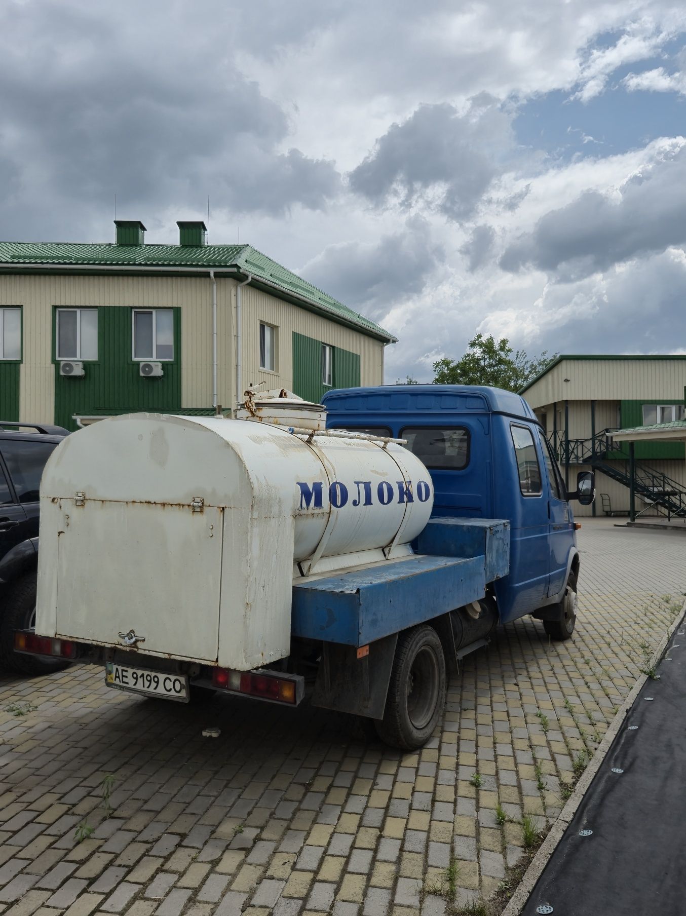 Газель 3302 молоковоз