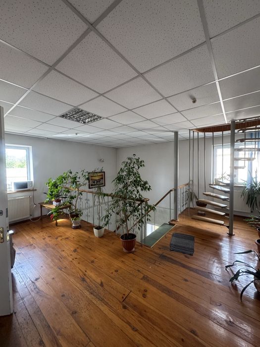 Оренда виробничо-складських та офісних приміщень