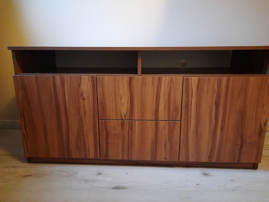 Komoda pod telewizor