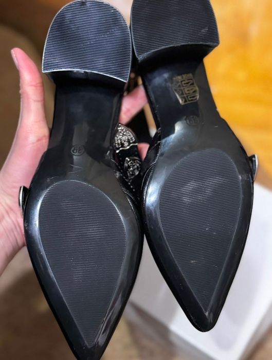 Туфлі ло дочки Козаки