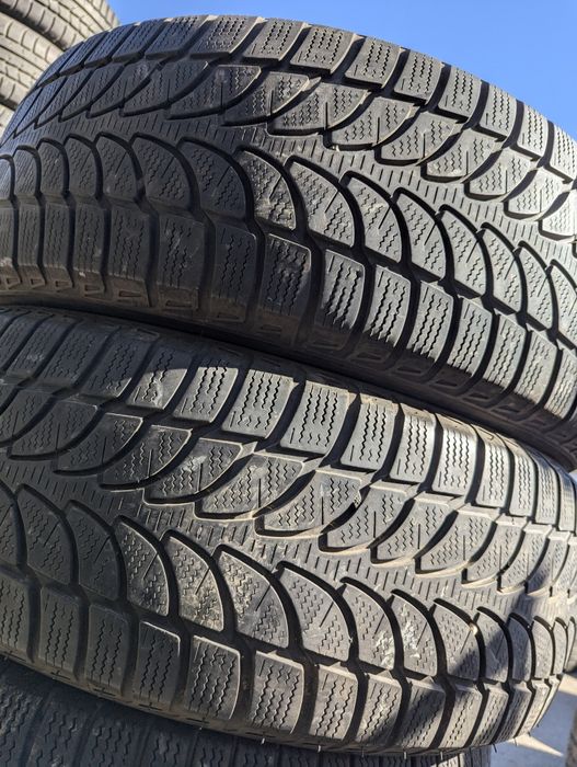 235/60R18 Bridgestone Blizzak Lm80 Evo