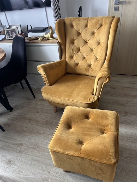 Fotel bujany  z pufą