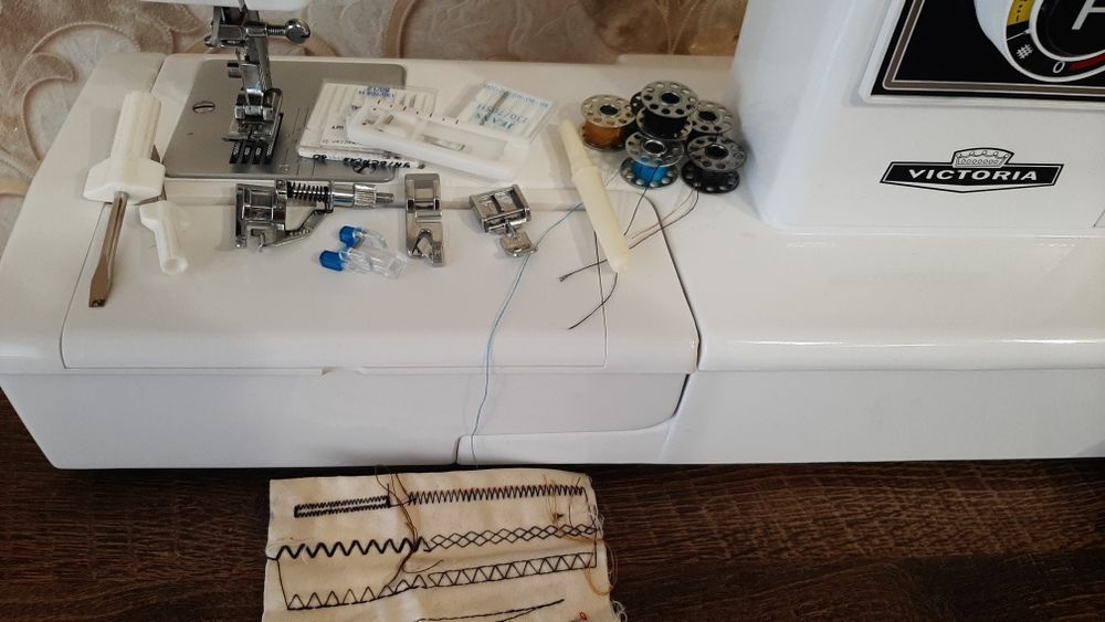 Машинка швейна,виготовлена в Германії