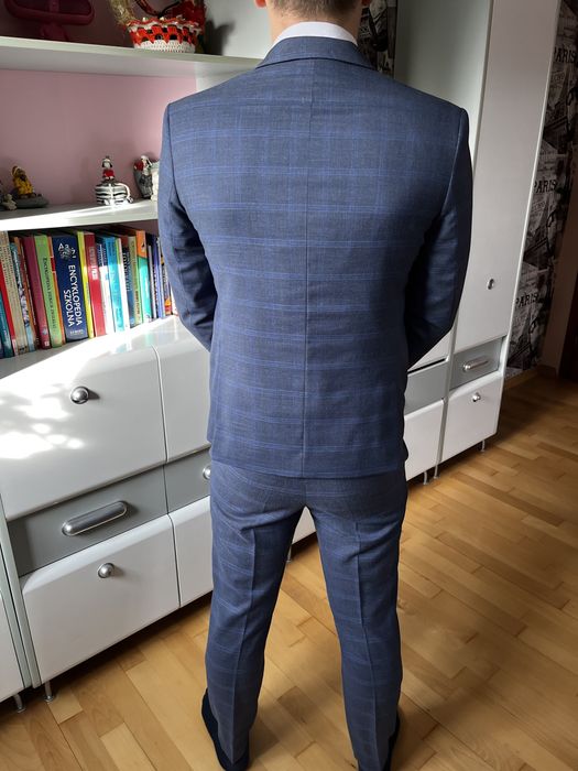 Sprzedam męski garnitur