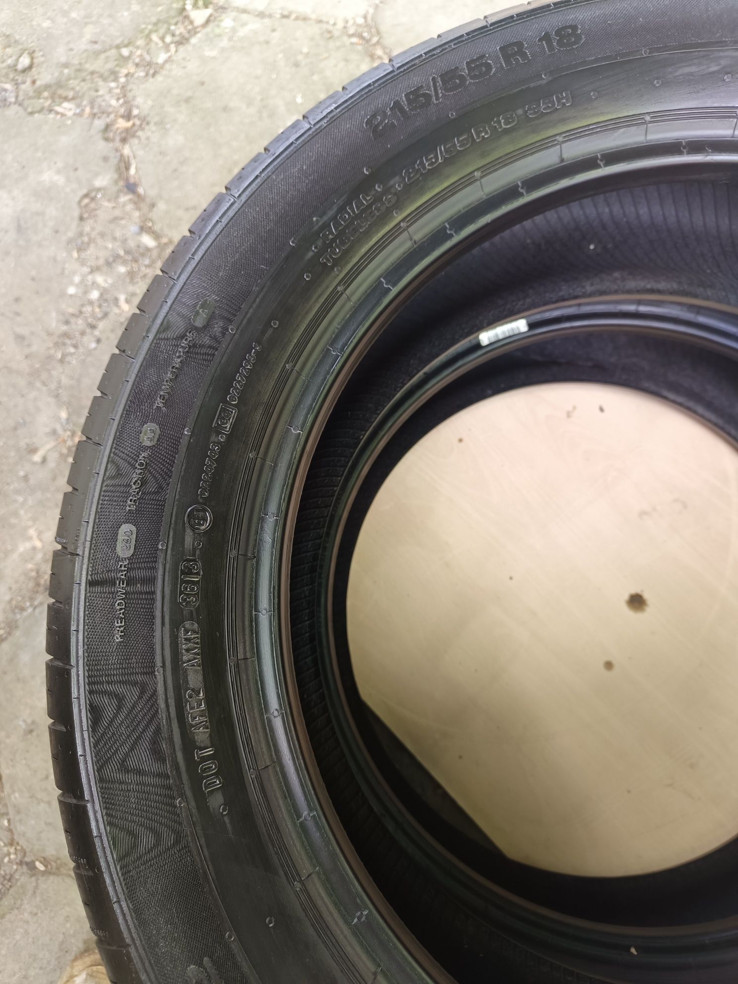 6,8mm Continental 215/55 R18, cena za 2szt.