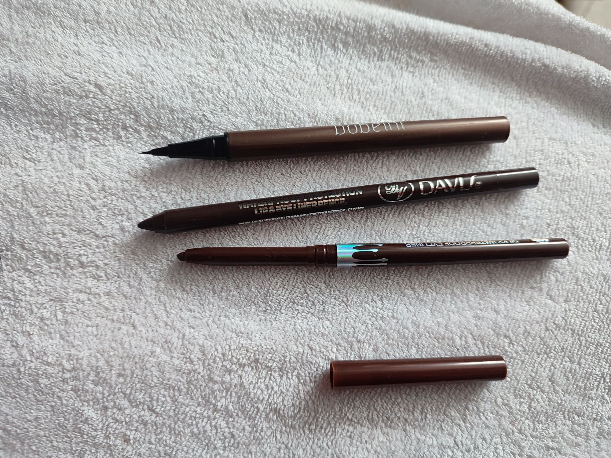 3 brązowe eyelinery/kredki wodoodporne