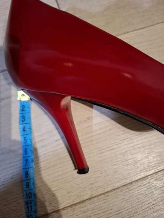 Czółenka Lasocki 39