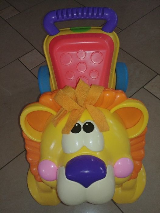 Chodzik/jeździk Lew Fisher Price