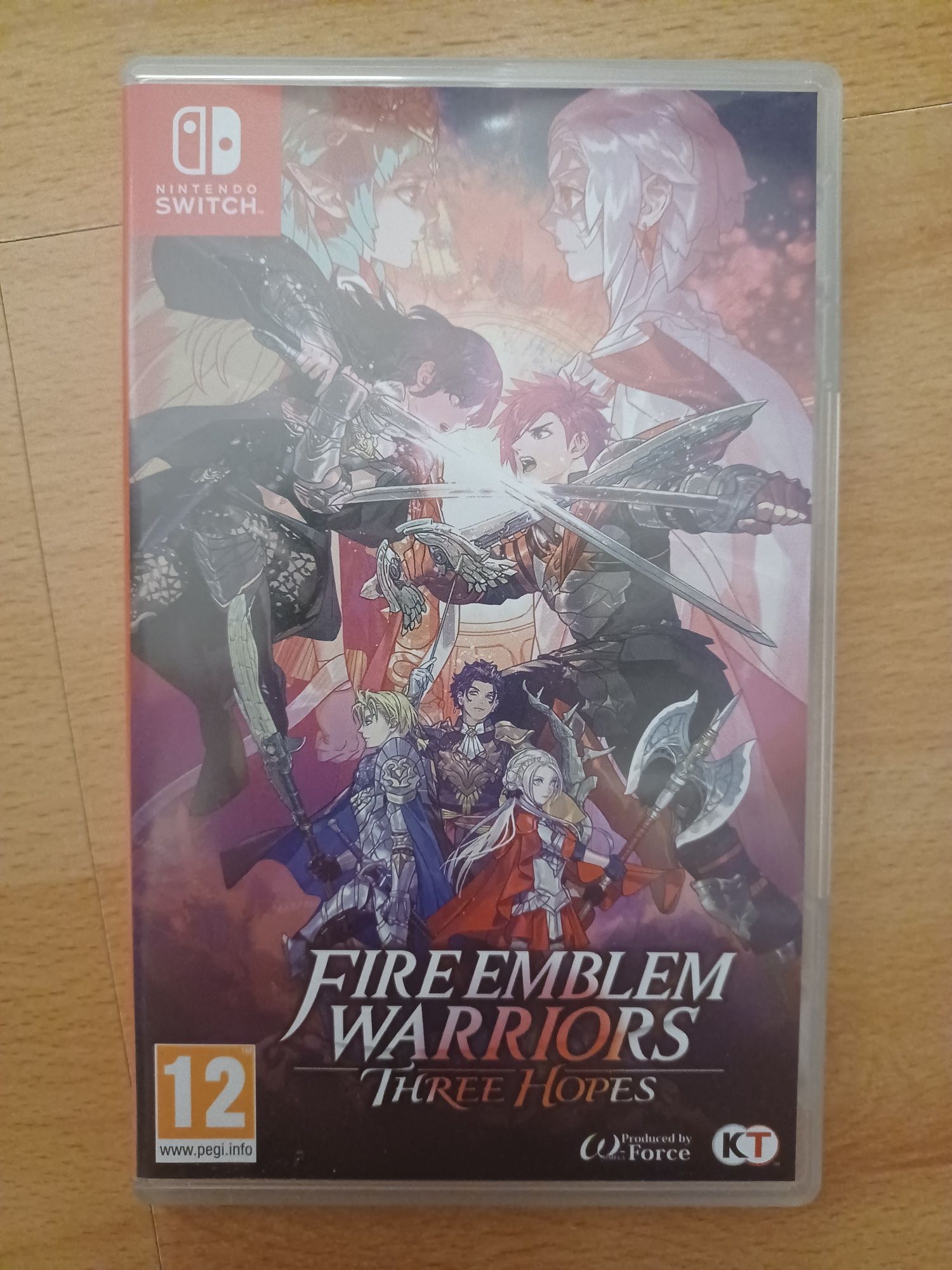 Gra Fire Emblem Warriors: Three Hopes
