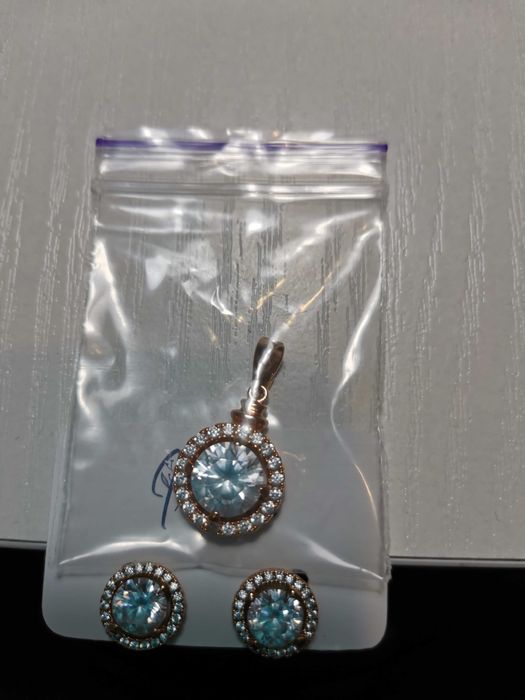 Сережки серьги кулон золото медицинское