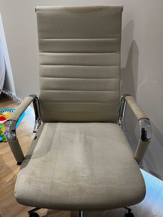 Cadeira de escritório PAAL (Kolumbus da CLP) – Ergonómica, creme