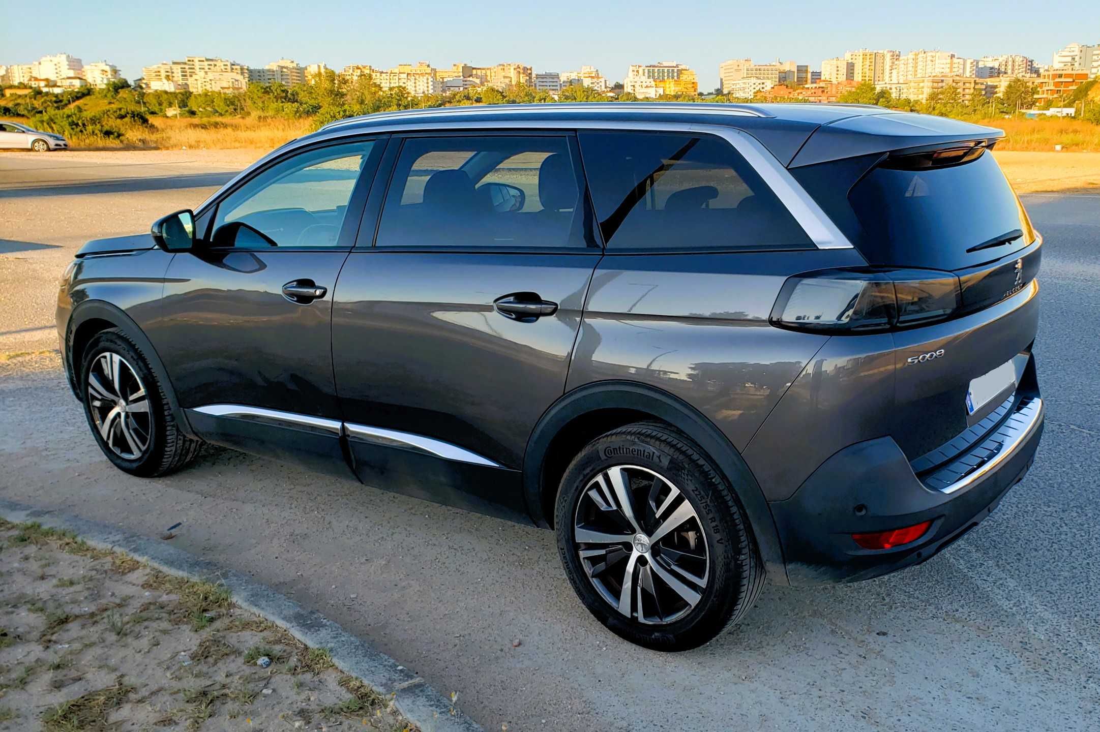 Peugeot 5008 • 7Lugares • Gasóleo • Caixa Manual • Portimão • ano 2021