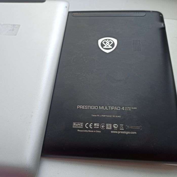 3 планшета Ipad, Prestigio, Archos