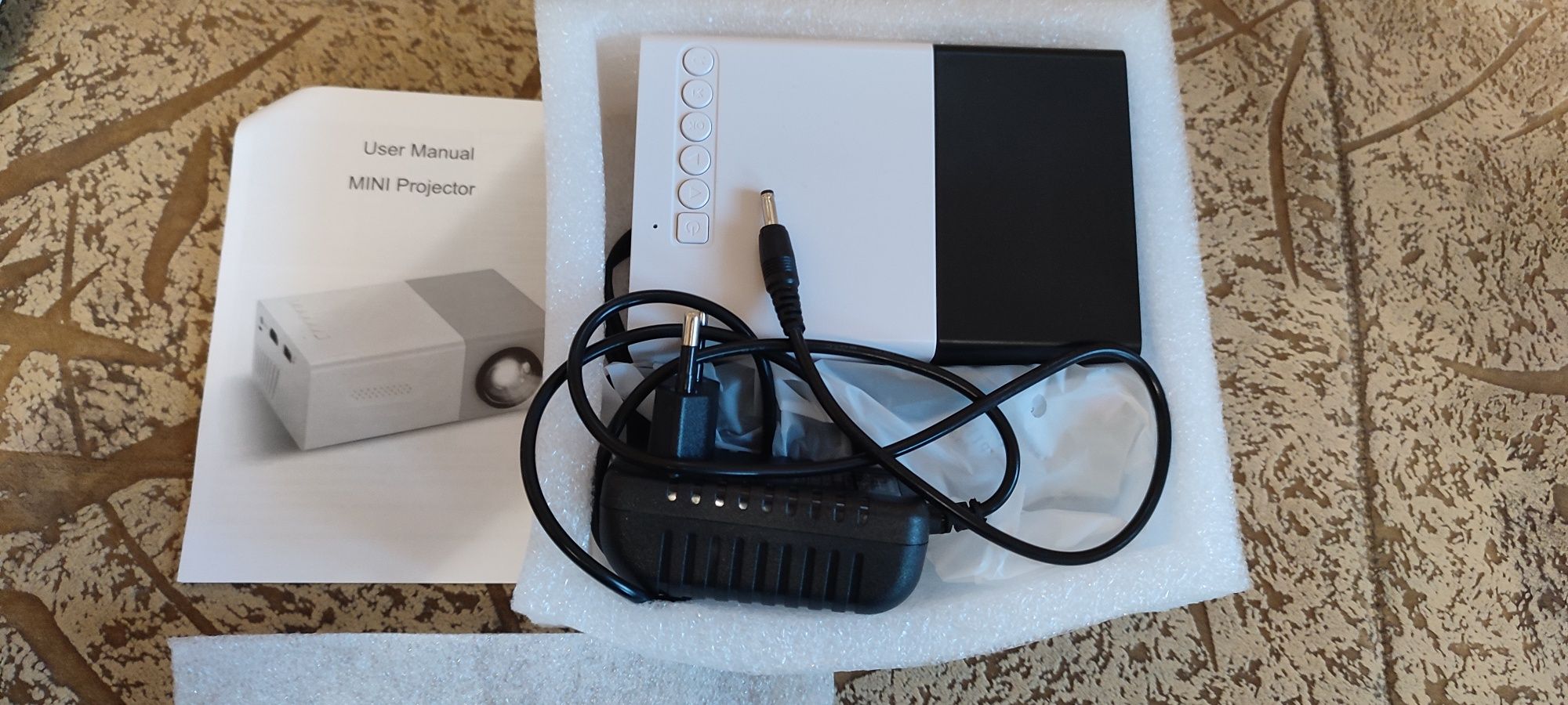 Мини проэктор. LED Projector.