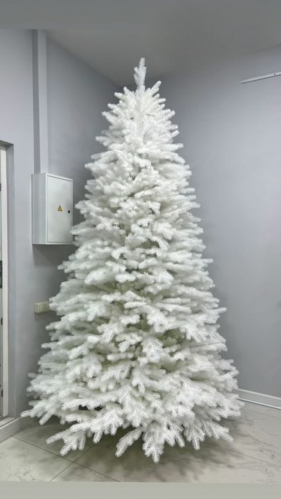 Лита ялинка Жозефіна White Deluxe на шарнірній системі. Литая ёлка