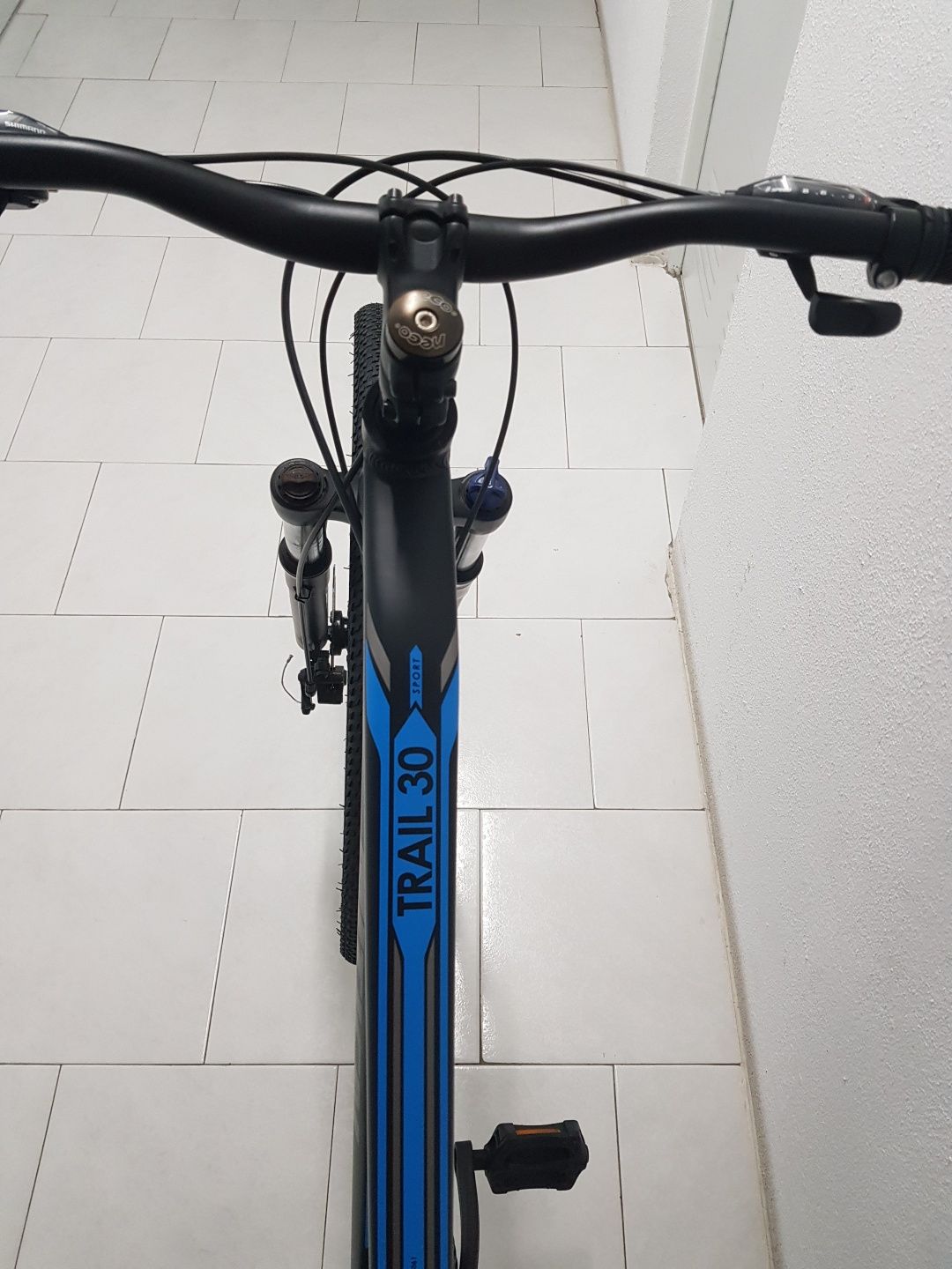 Bicicleta BTT Mitical trail 30 Sport 29Er como nova com acessórios div