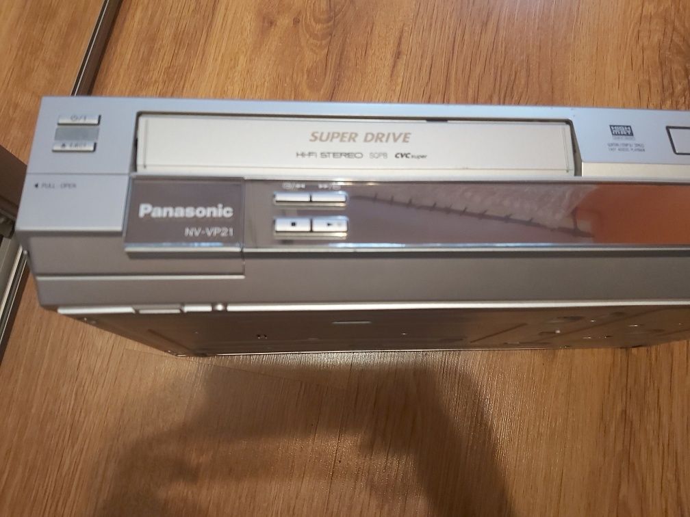 Sprzedam dvd -Magnetowid Panasonic