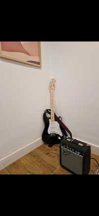 Pack Guitarra Elétrica Sonic Stratocaster Preta e Branca