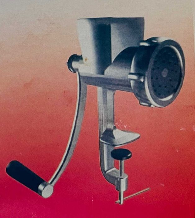 Мясорубка ручная механическая