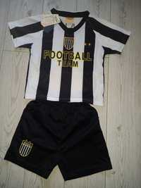 Bluzka plus spodenki/Komplet piłkarski dla chłopca, 104-110, nowy