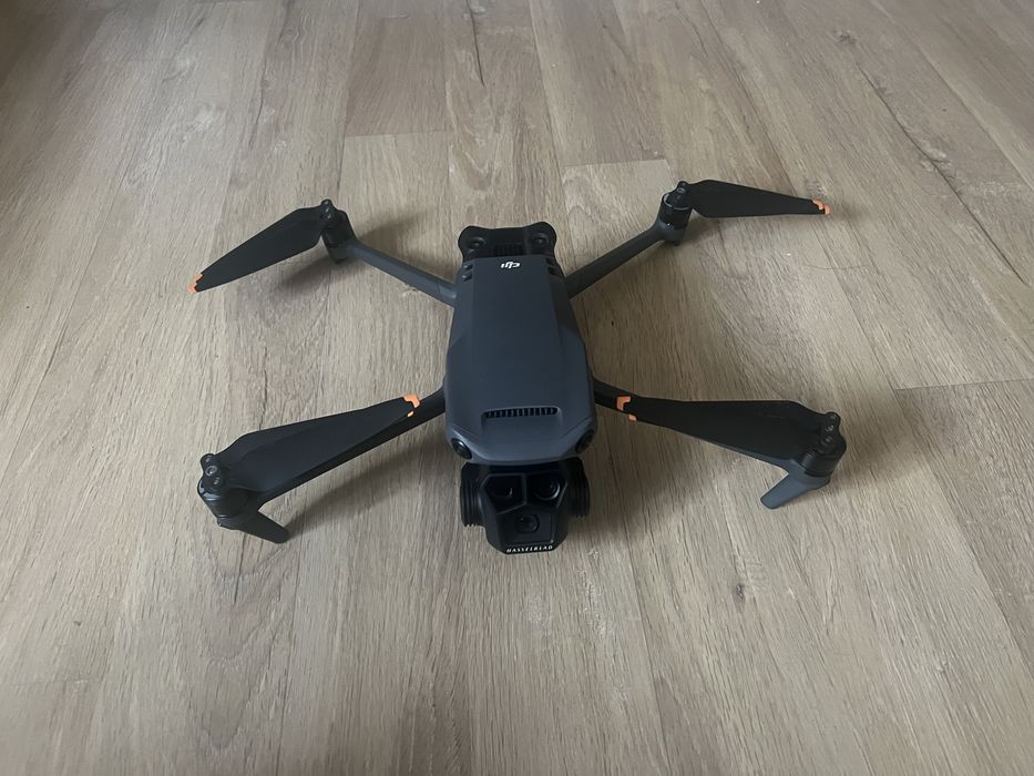 Продам Mavic 3 Pro