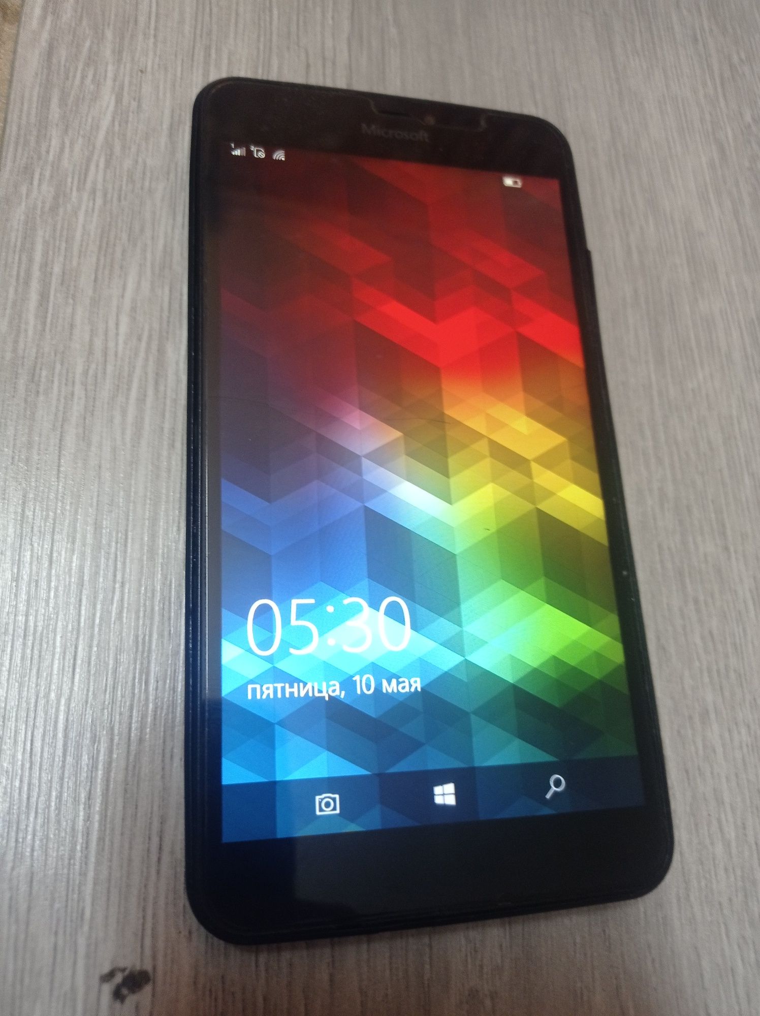 Телефон Microsoft Lumia 640 XL Dual SIM