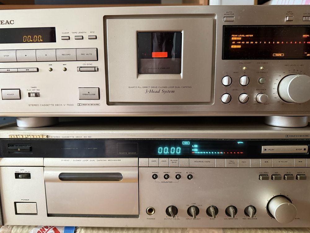 Кассетная дека высокого класса Marantz SD 60. Родной пульт