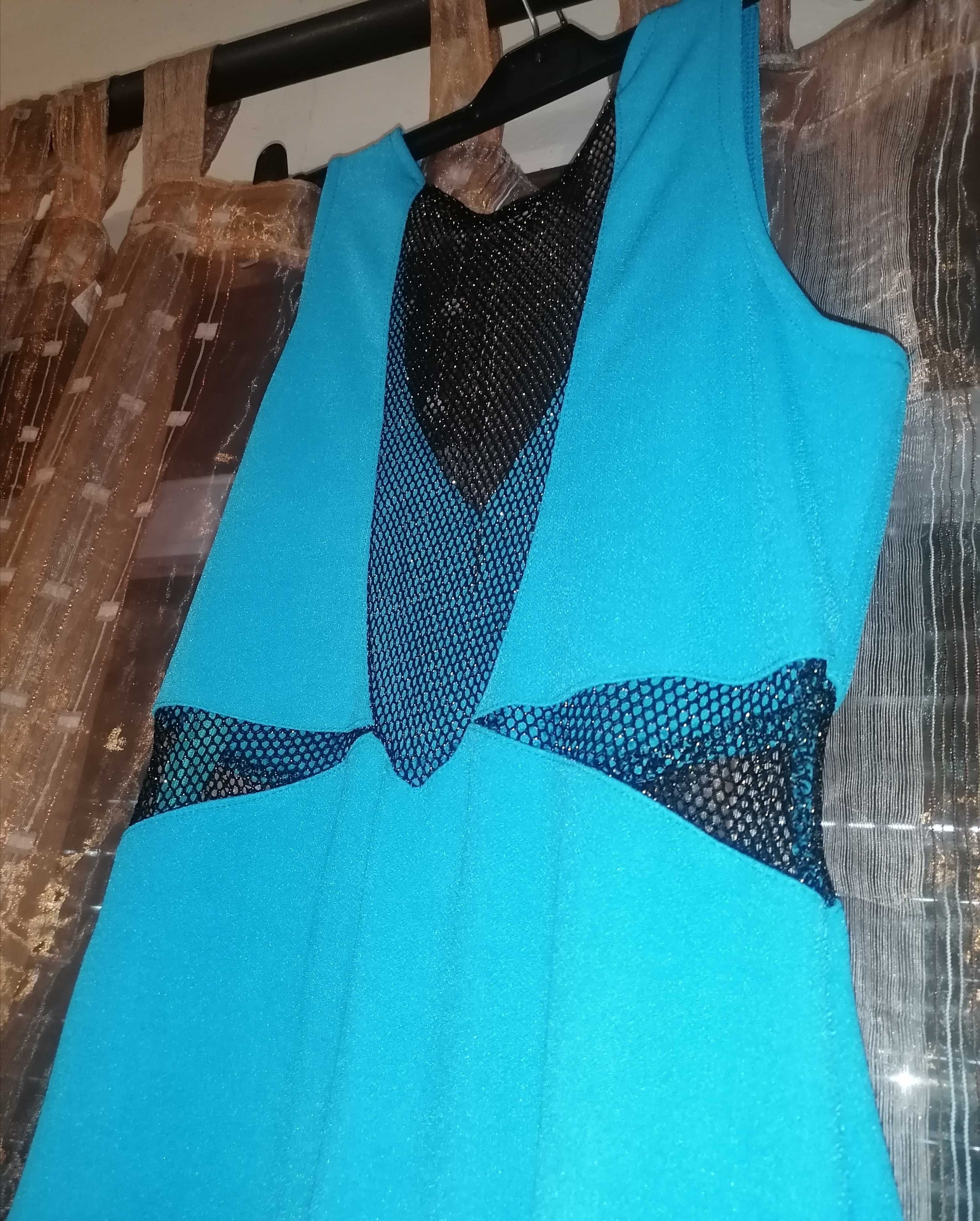 Vestido justo azul