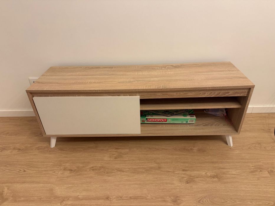 Aparador de tv carvalho e branco como novo