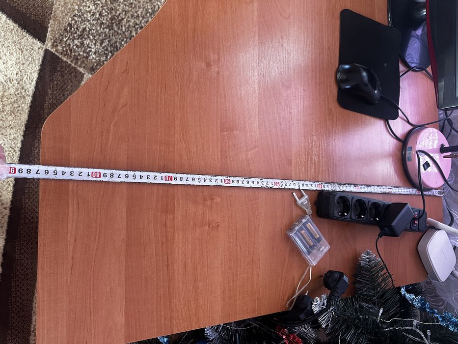 Копʼютерний стіл