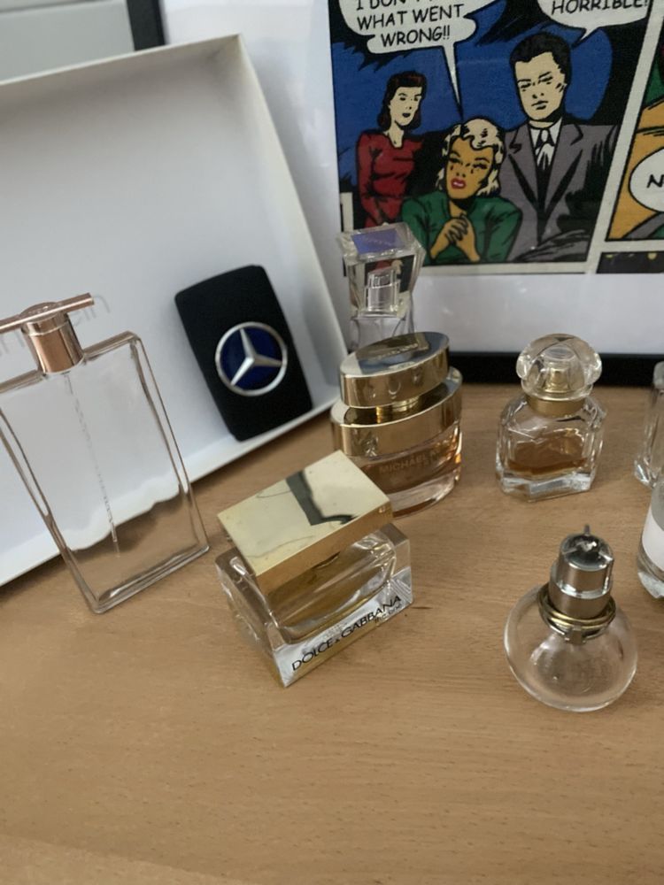 Lote de 16 frascos vazios de perfumes