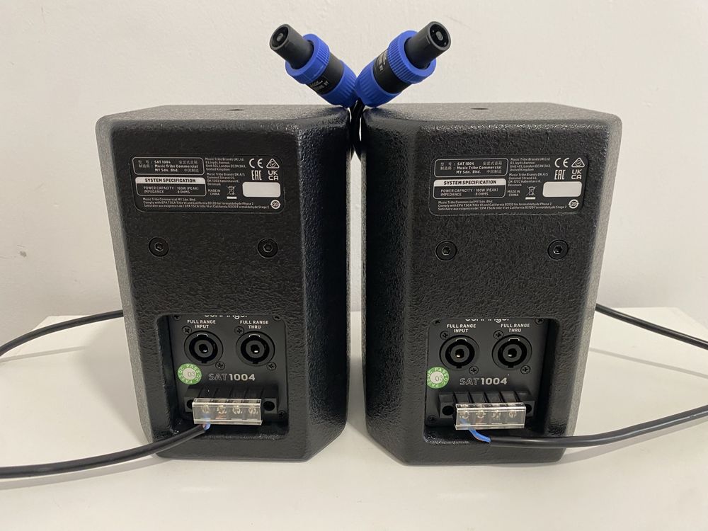 Vendo caixa de som Behringer SAT 1004 passiva