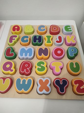 Lidl Playtive Junior drewniana układanka dziecięca litery alfabet