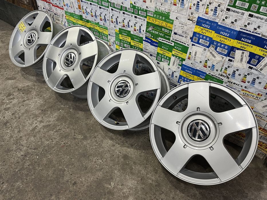 Литі диски r15 5/100 6j et38 vw bora golf4 poli skoda tour fabia
