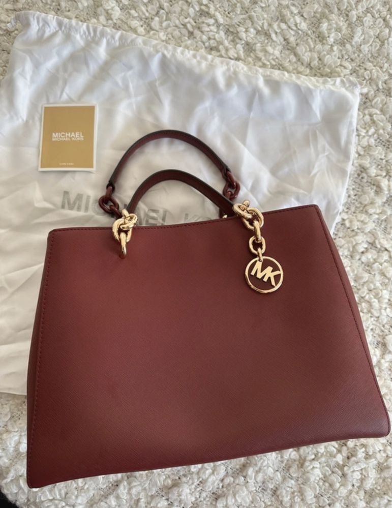 Mala Michael Kors