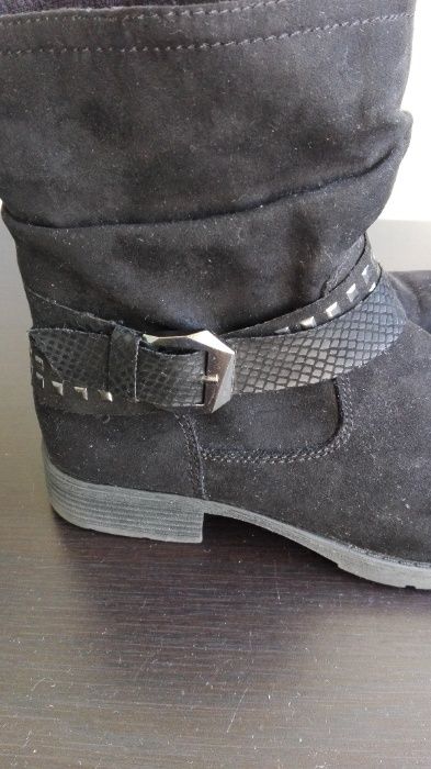 Botas camurça pretas tamanho 37