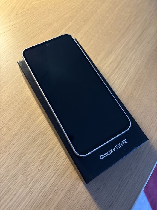 Samsung Galaxy S23 FE 256GB branco