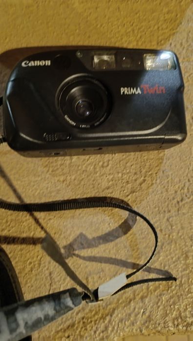 Máquina fotográfica Canon Prima Twin 28/48mm