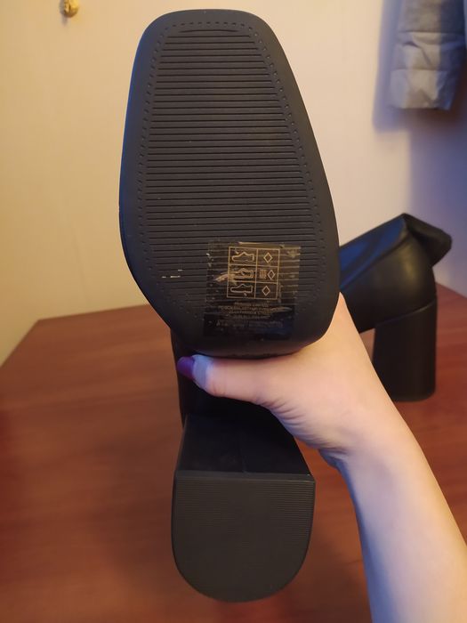 Жіночі демісезонні черевики ботинки 41р.