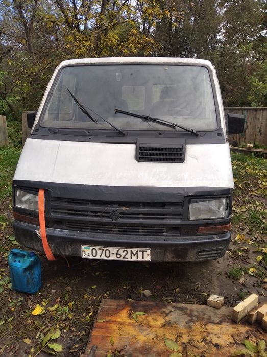 Продам буса Рено трафік