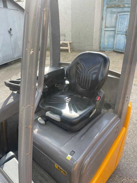 Навантажувач електричний jungheinrich efg 215, 2019